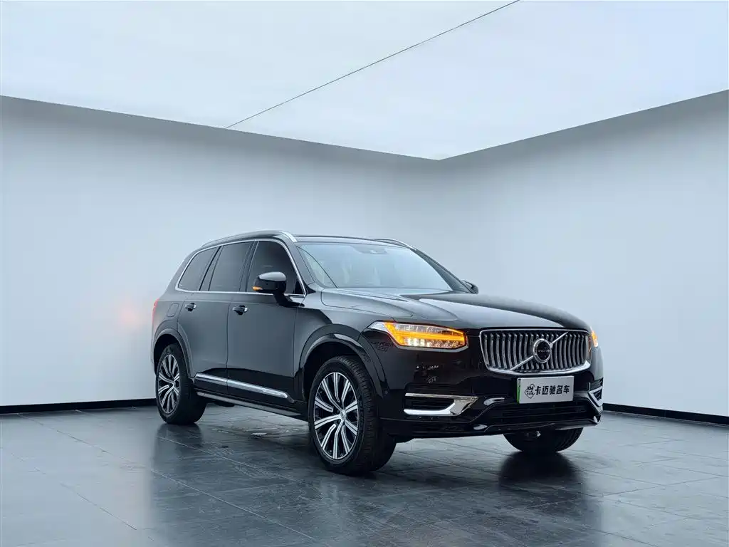Volvo XC90 2022 E T8 Luxury 7 мест
