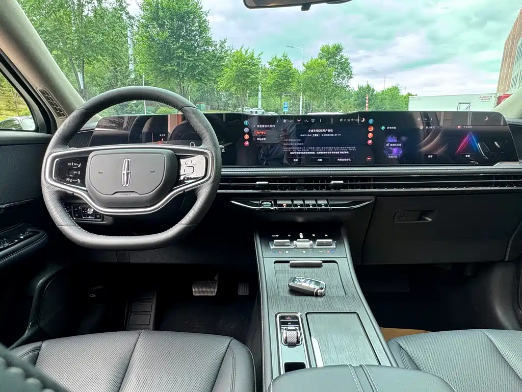 Lincoln Corsair 2025 2.0T Premium