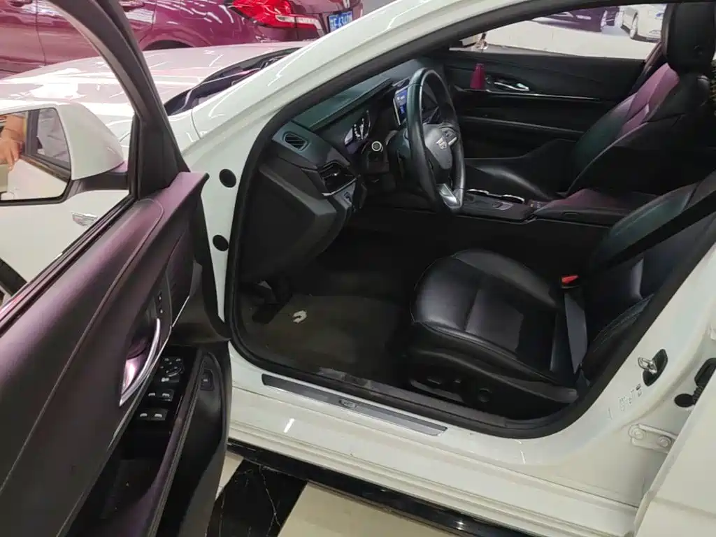 Cadillac CT4 — миниатюра 16