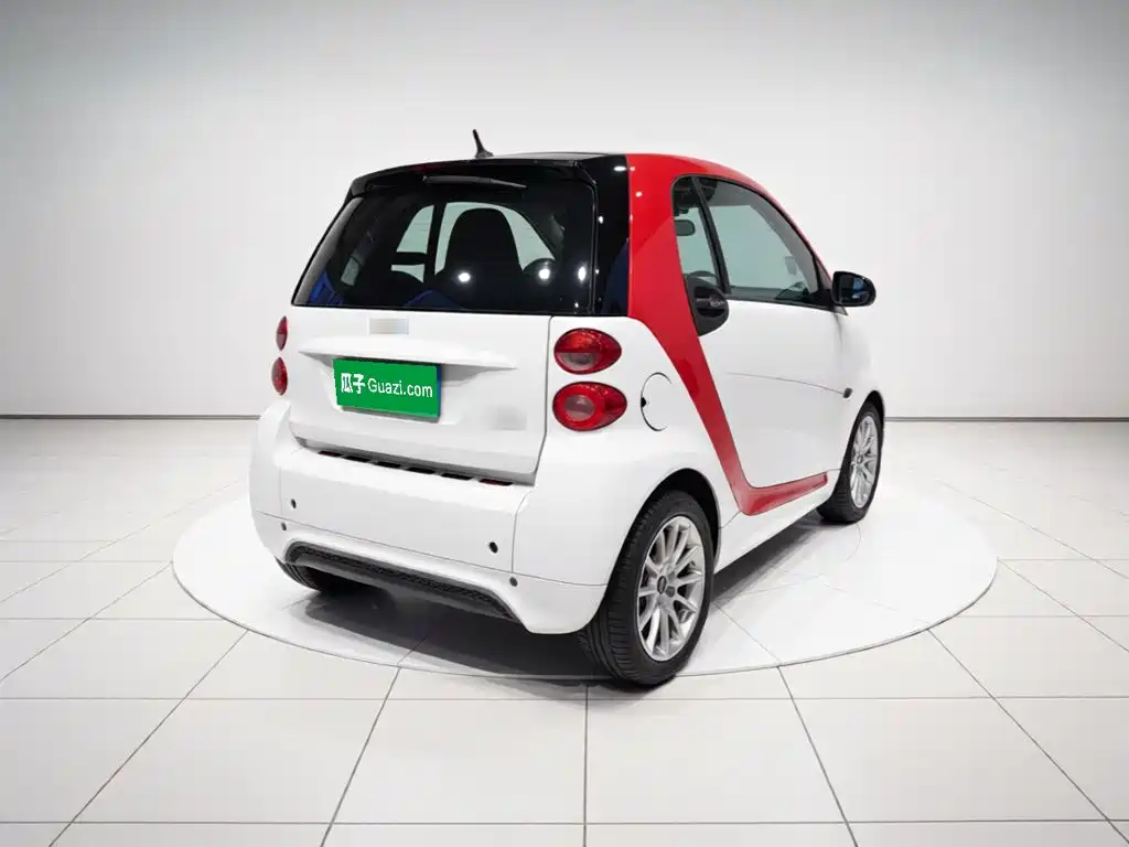 smart Smart Fortwo — миниатюра 4