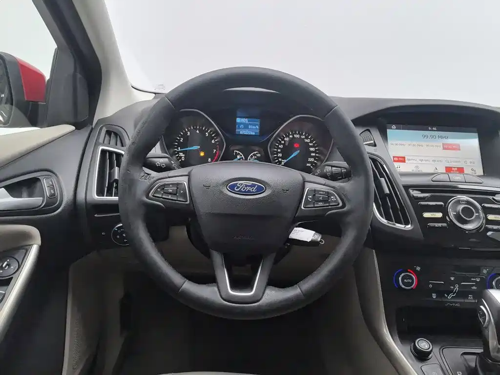 Ford Focus — миниатюра 11