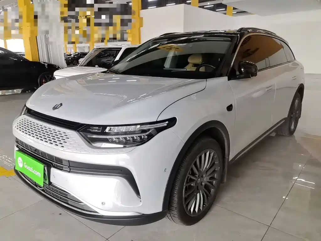 Leapmotor Leapmotor C11 — миниатюра 2