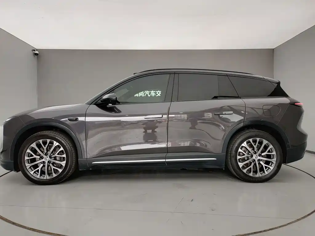 NIO ES6 — миниатюра 8