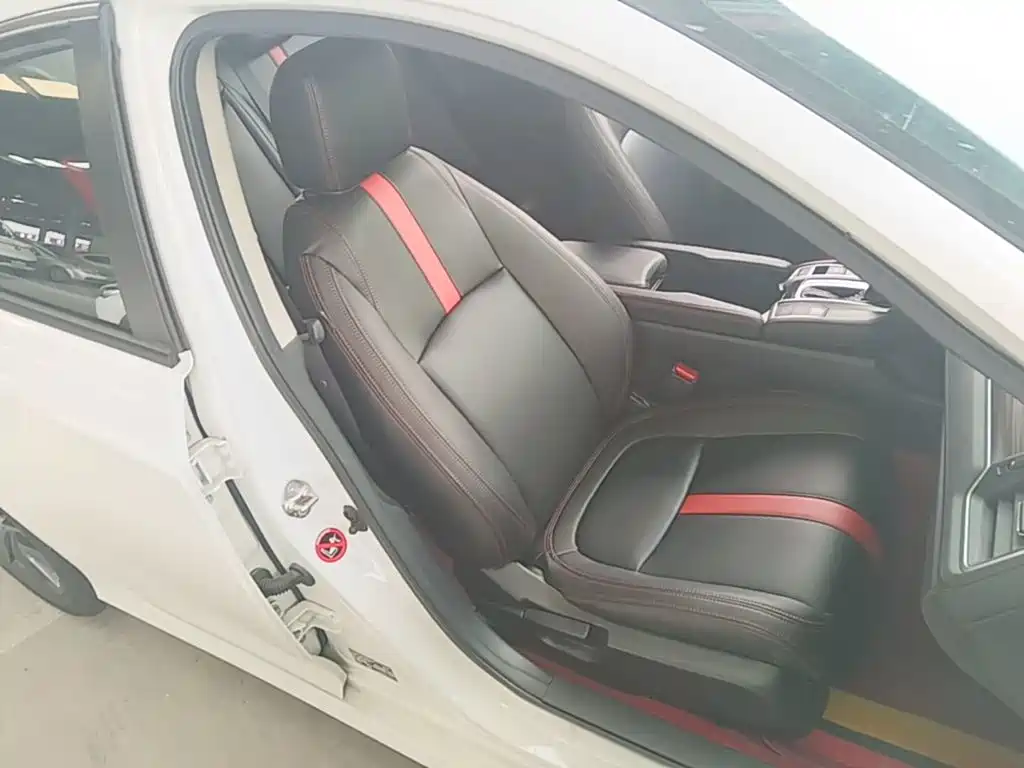 Honda Civic — миниатюра 25
