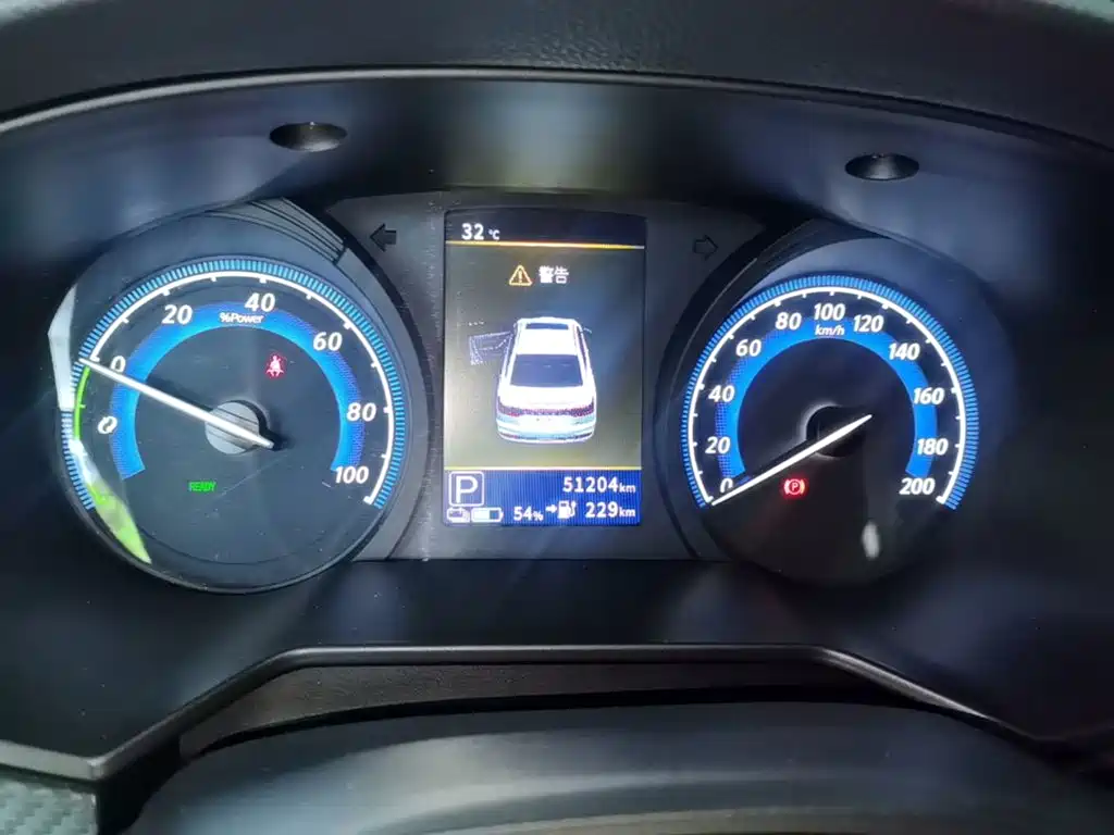 Venucia D60 EV — миниатюра 12
