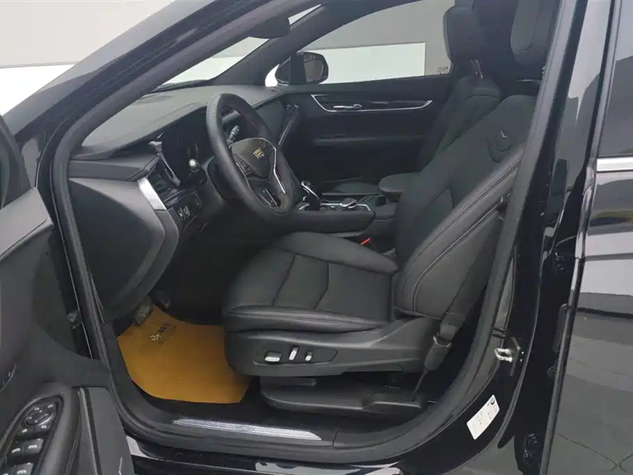 Cadillac XT5 2022 2.0T Luxury