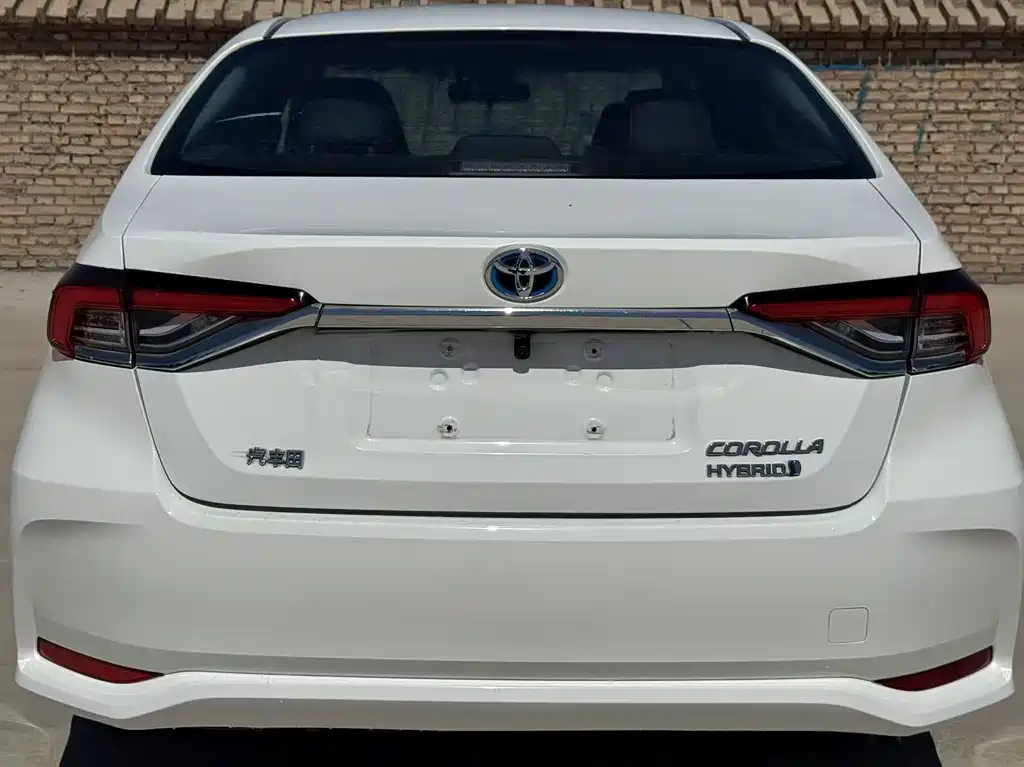 Toyota Corolla - фото 8