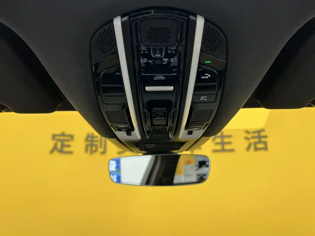 Porsche Cayenne — миниатюра 35