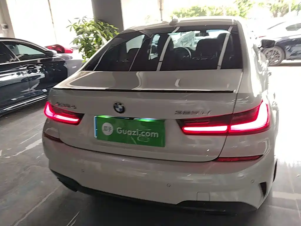 BMW 3 Series — миниатюра 6