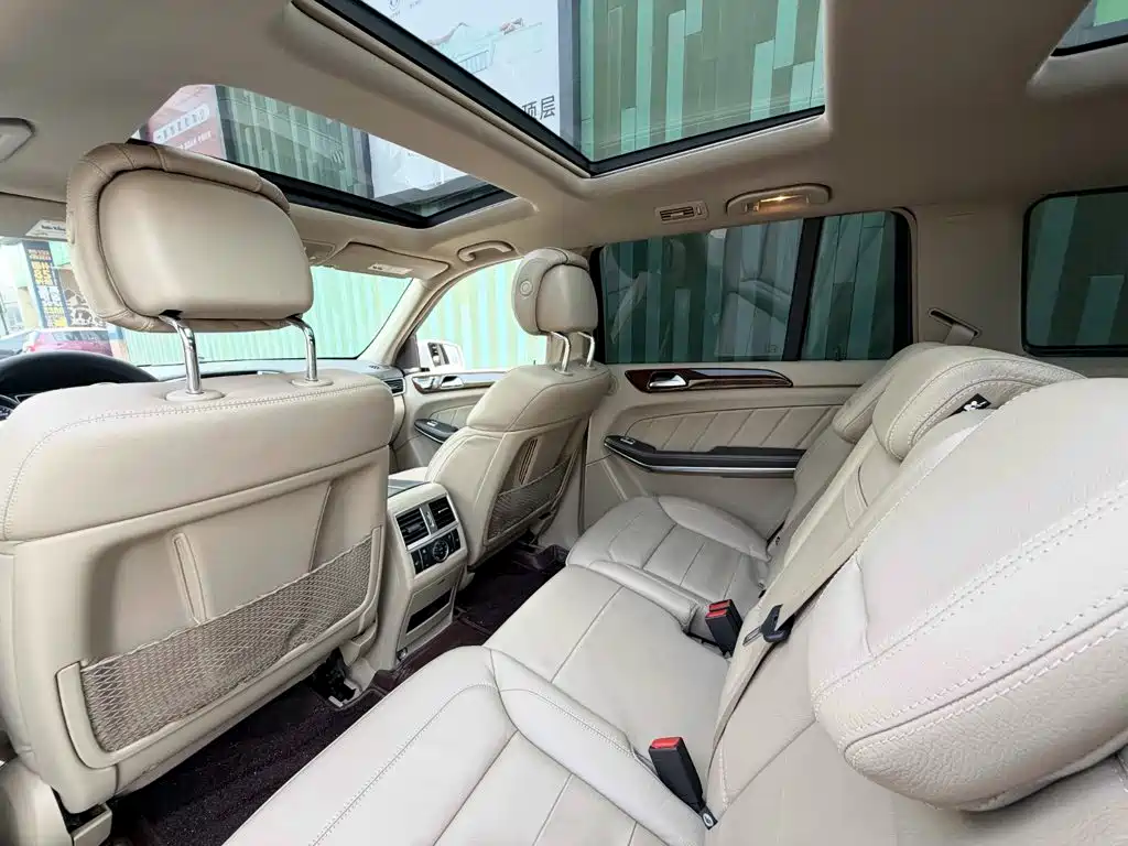 Mercedes-Benz GL-Class — миниатюра 8
