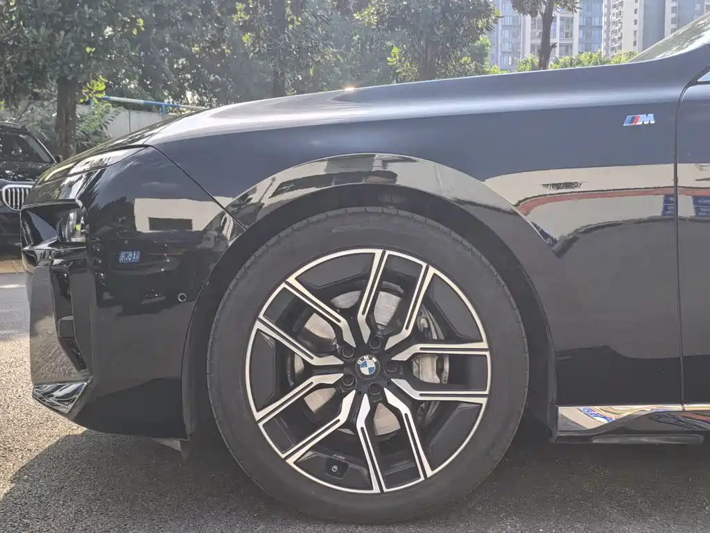 BMW 7 Series 7 2023 735Li M Sport
