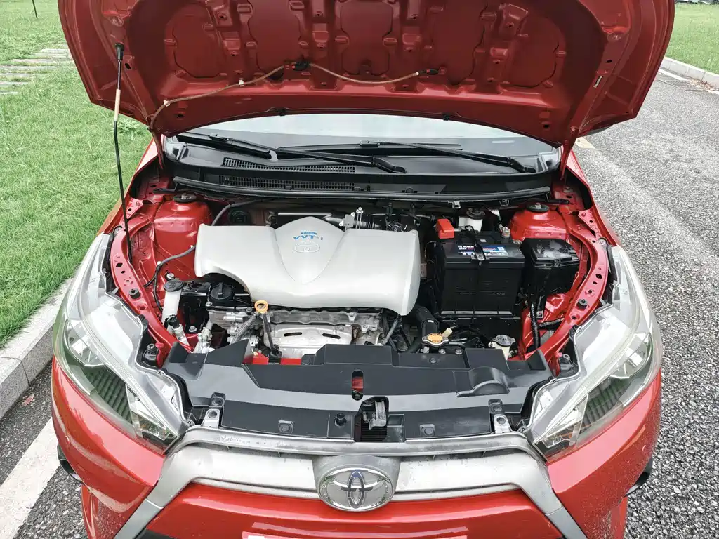 Toyota Yaris L — миниатюра 17