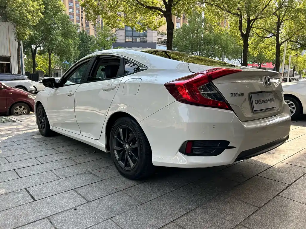 Honda Civic — миниатюра 13