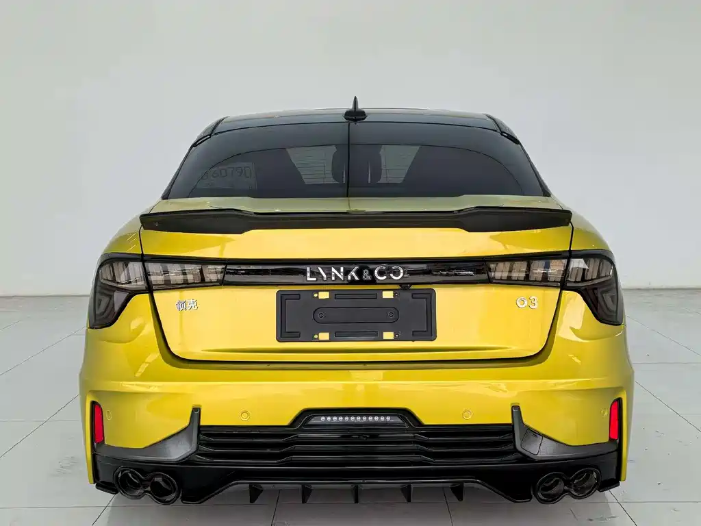 Lynk & Co 03 2020 03+ 2.0TD AT