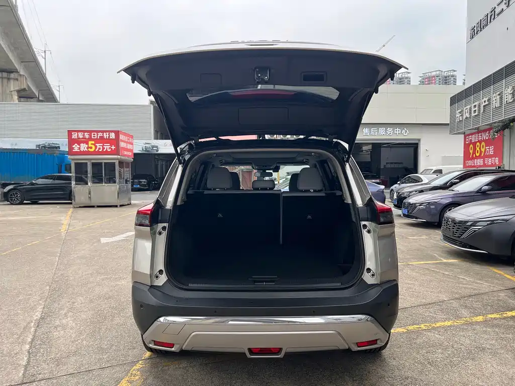 Nissan X-Trail — миниатюра 18