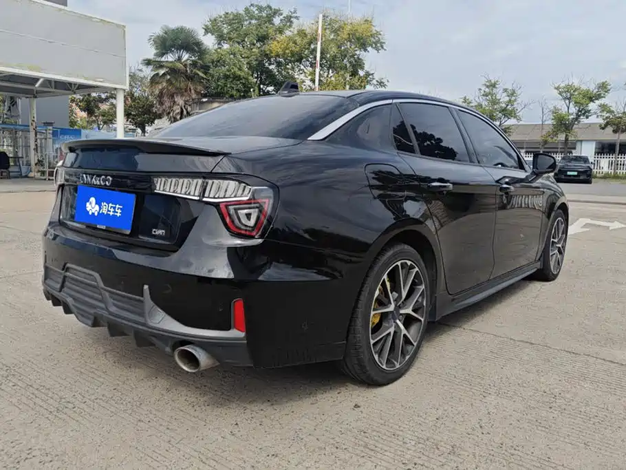 Lynk & Co 03 — миниатюра 3