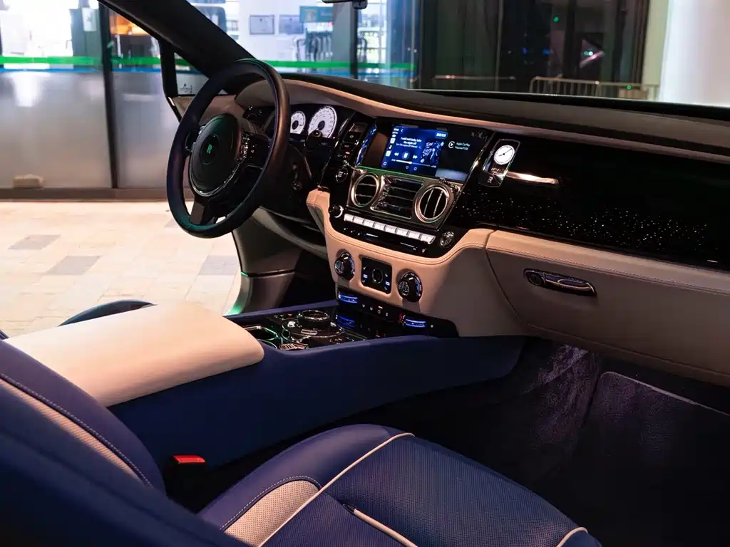 Rolls-Royce Wraith — миниатюра 21