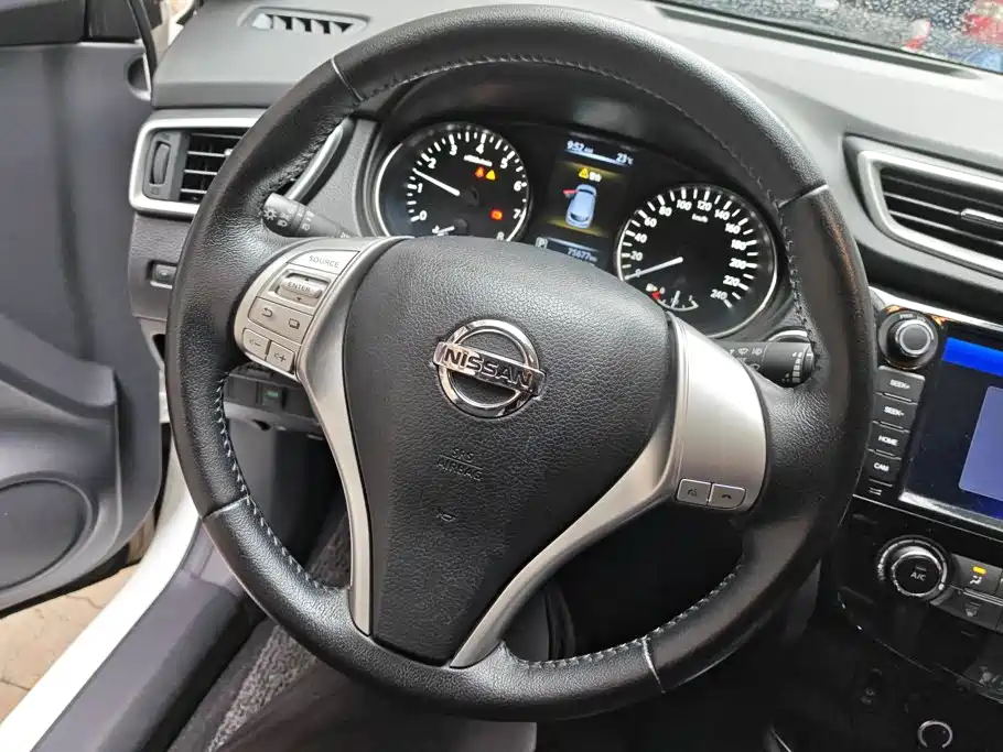 Nissan Qashqai — миниатюра 15