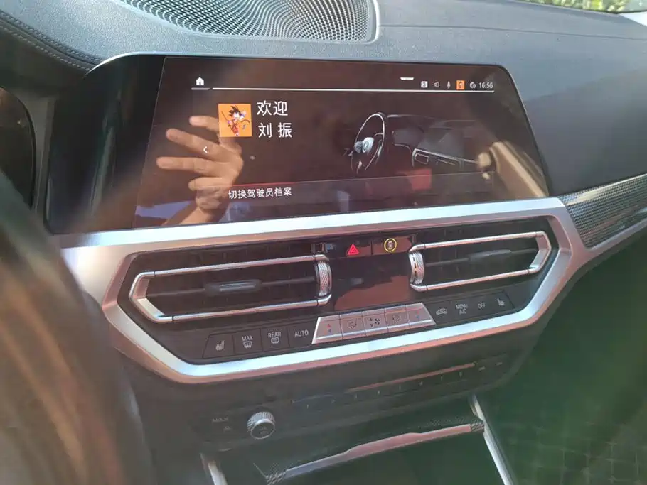 BMW 3 Series — миниатюра 13