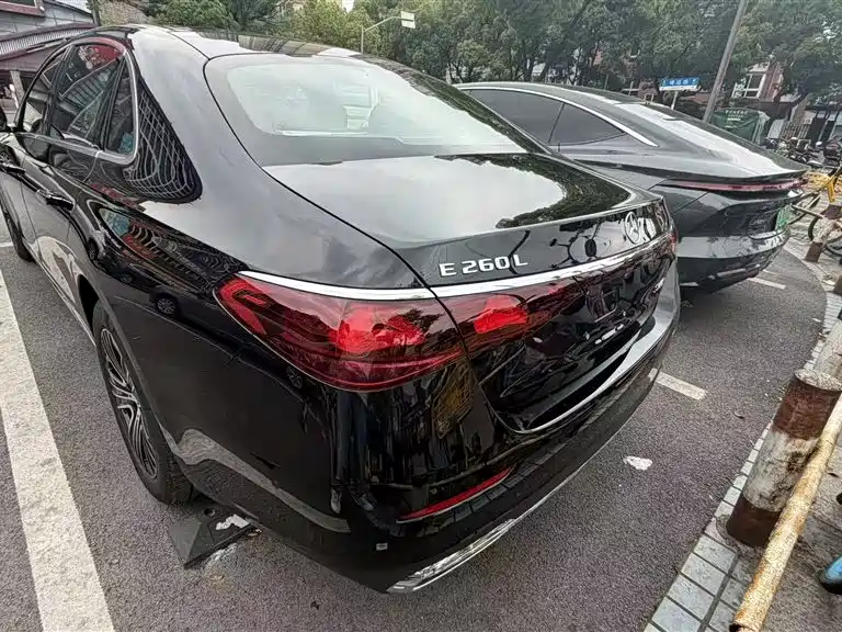 Mercedes-Benz E-Class E 2026 E 260 L