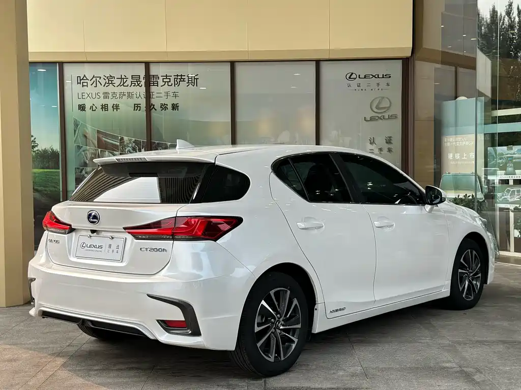 LEXUS CT