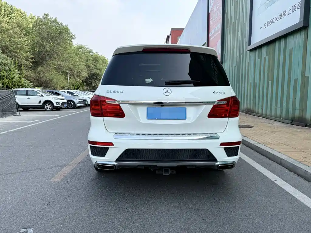 Mercedes-Benz GL-Class — миниатюра 11