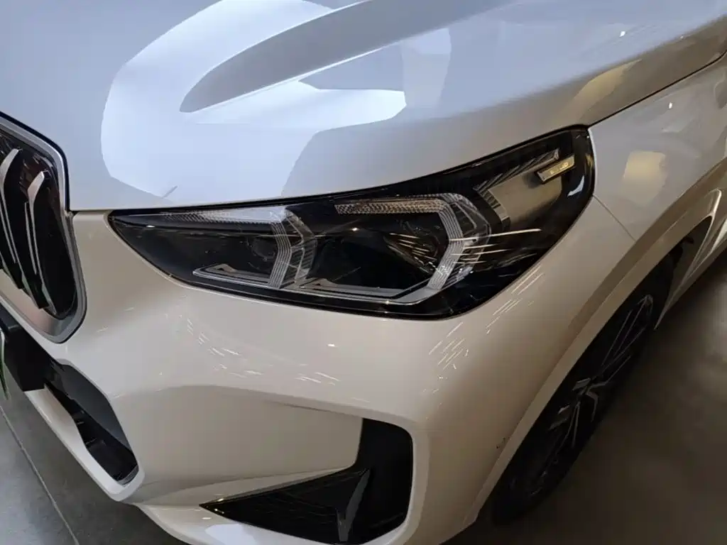 BMW iX1 — миниатюра 24