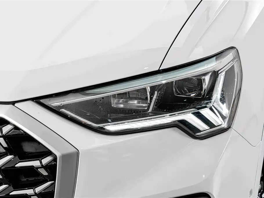 Audi Q3 — миниатюра 4