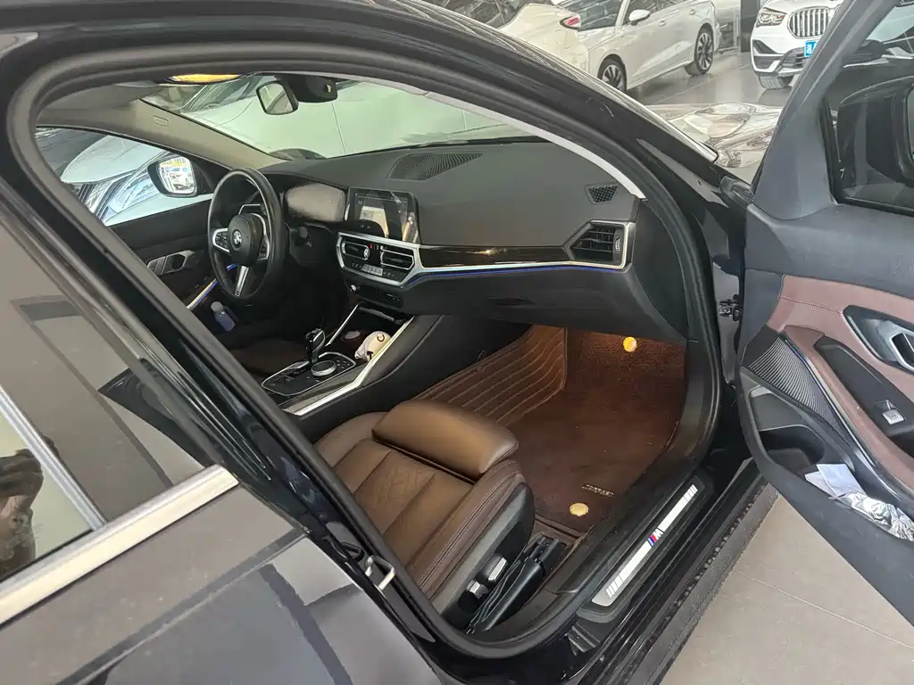 BMW 3 Series 3 2022 325Li M Sport