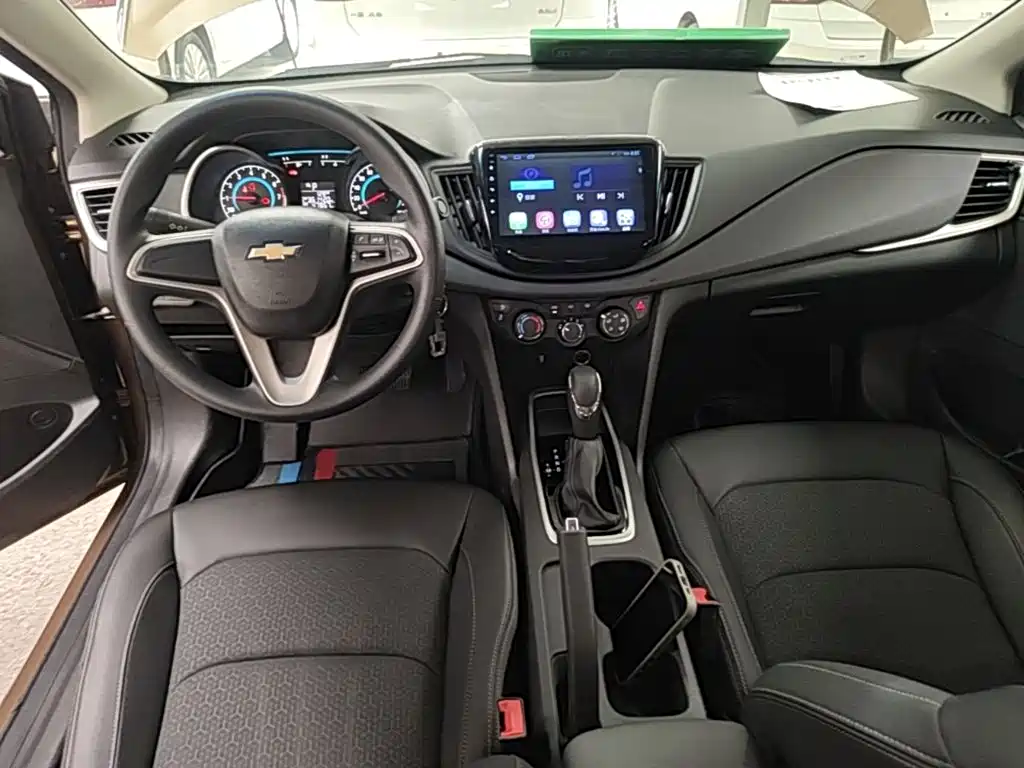 Chevrolet Cavalier — миниатюра 10