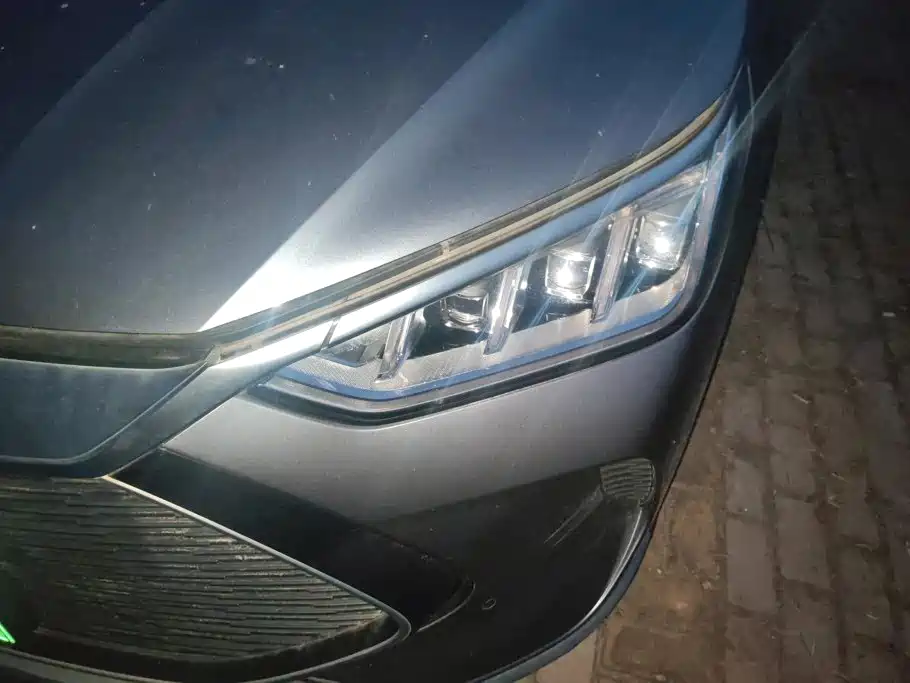 BYD PLUS New Energy — миниатюра 5