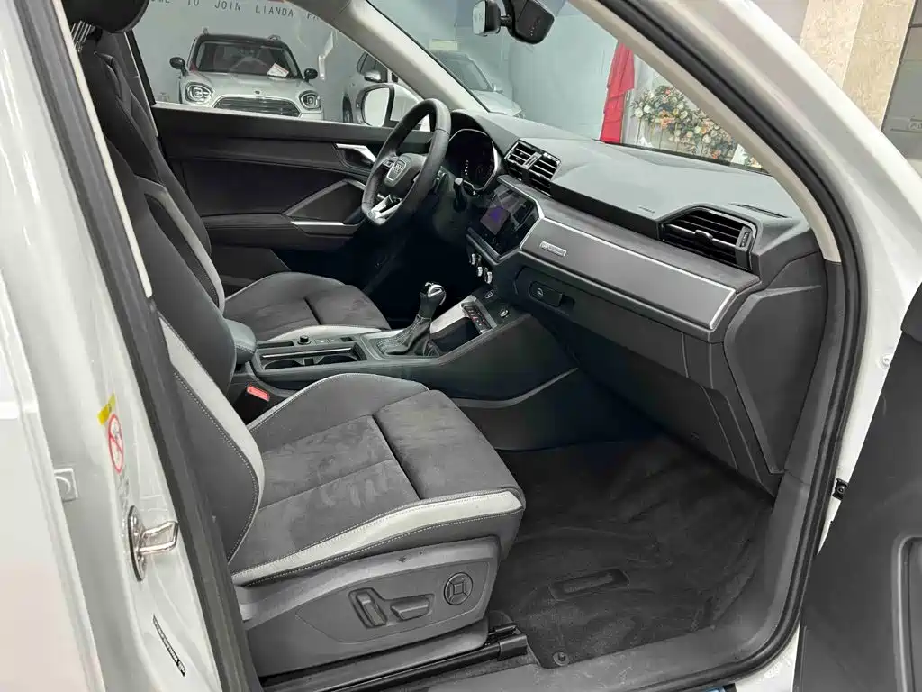 Audi Q3 — миниатюра 18