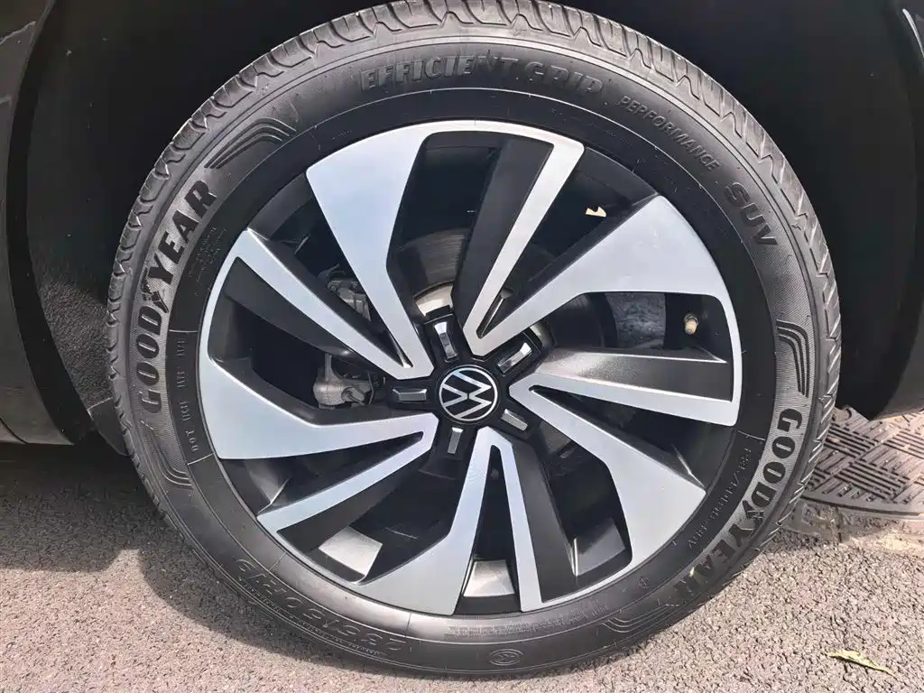 Volkswagen X — миниатюра 26