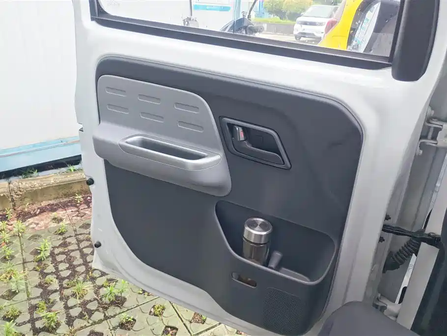 Wuling Sunshine EV 2025 305km