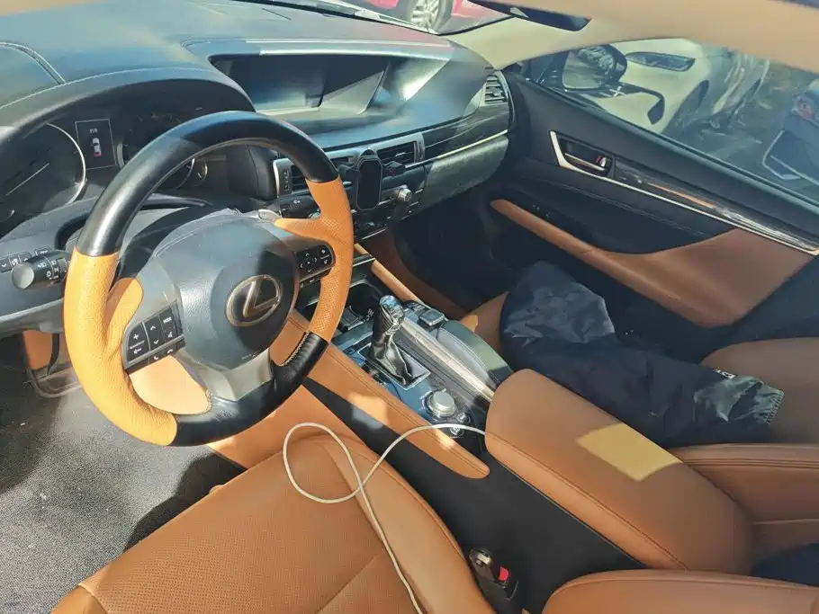 Lexus GS — миниатюра 12