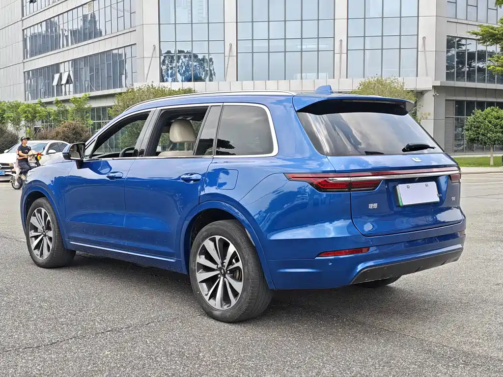 Li Auto Li ONE — миниатюра 17