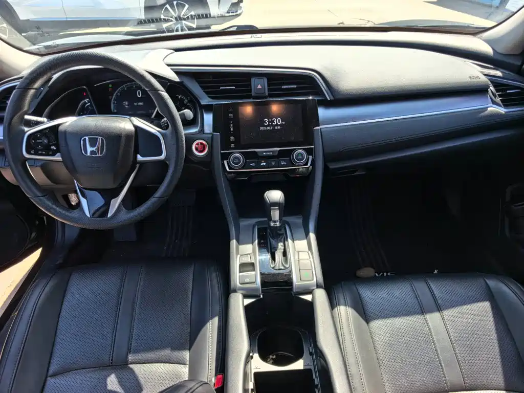 Honda Civic — миниатюра 10