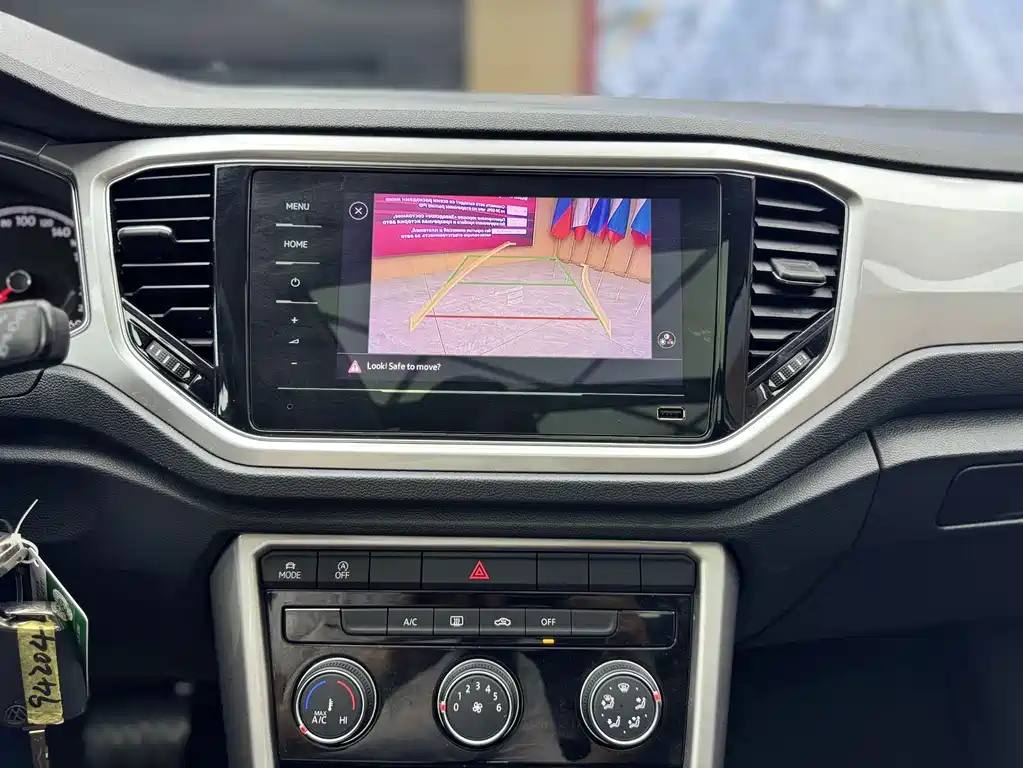 Volkswagen T-Roc — миниатюра 14