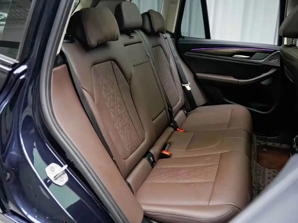 BMW X3 — миниатюра 8