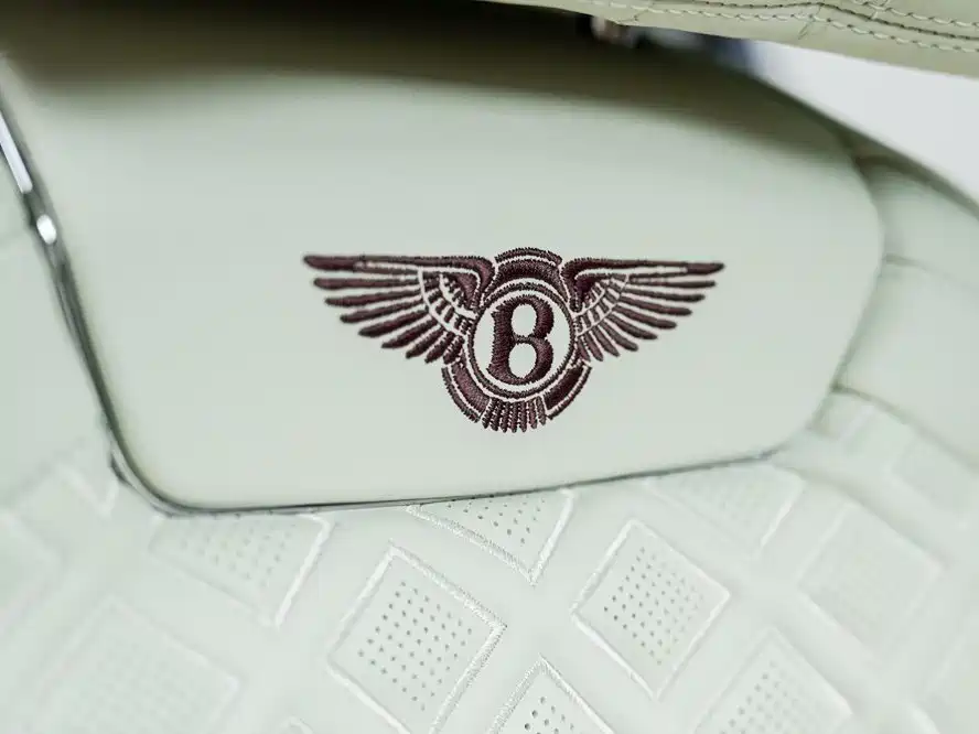 Bentley Flying Spur — миниатюра 24