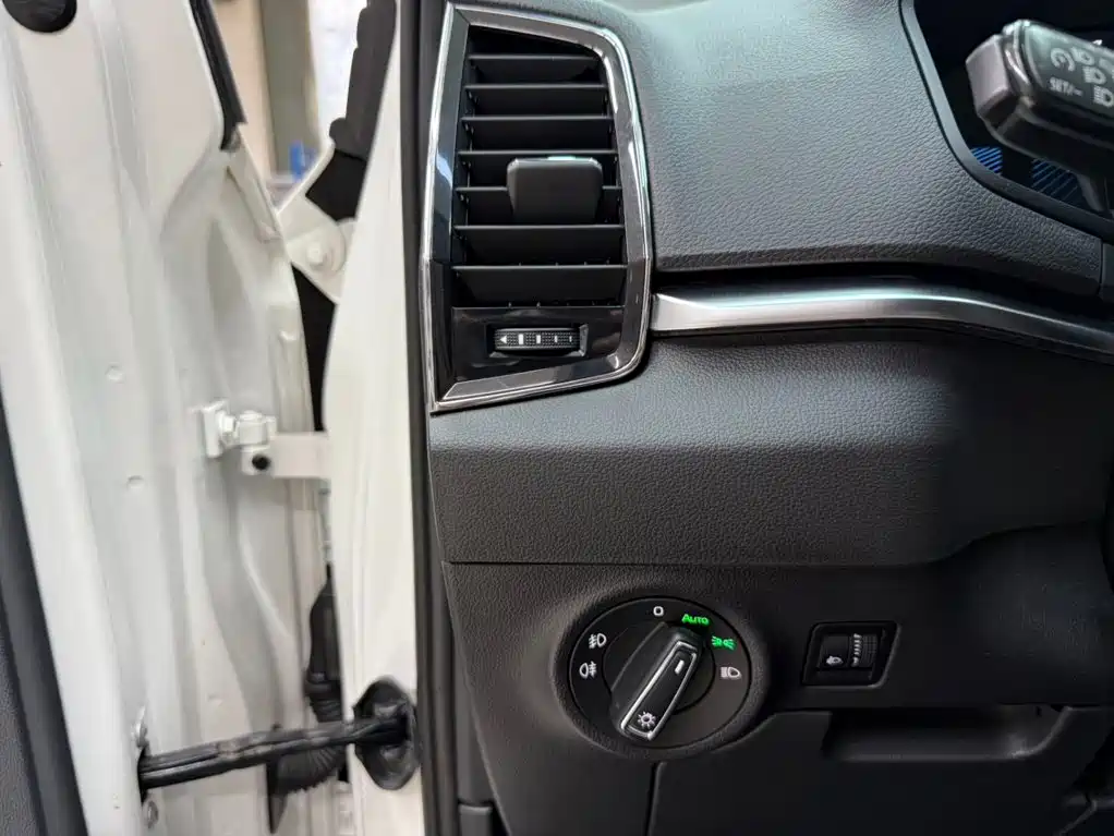 Skoda Karoq — миниатюра 9