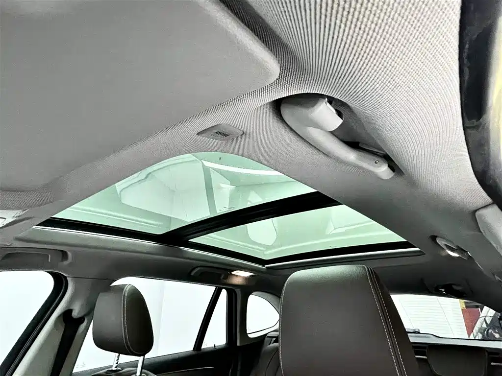 BMW X1 — миниатюра 14