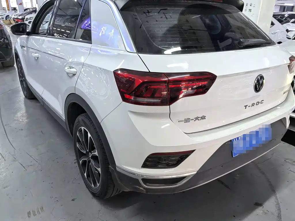 Volkswagen T-Roc — миниатюра 3