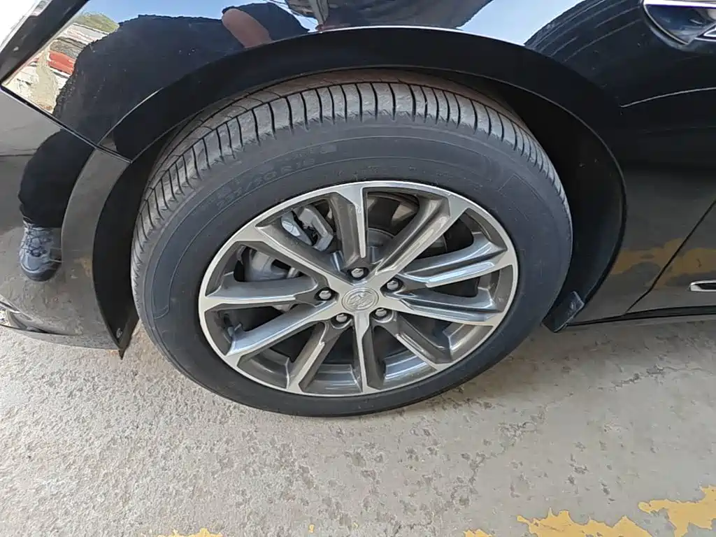 Buick LaCrosse — миниатюра 23