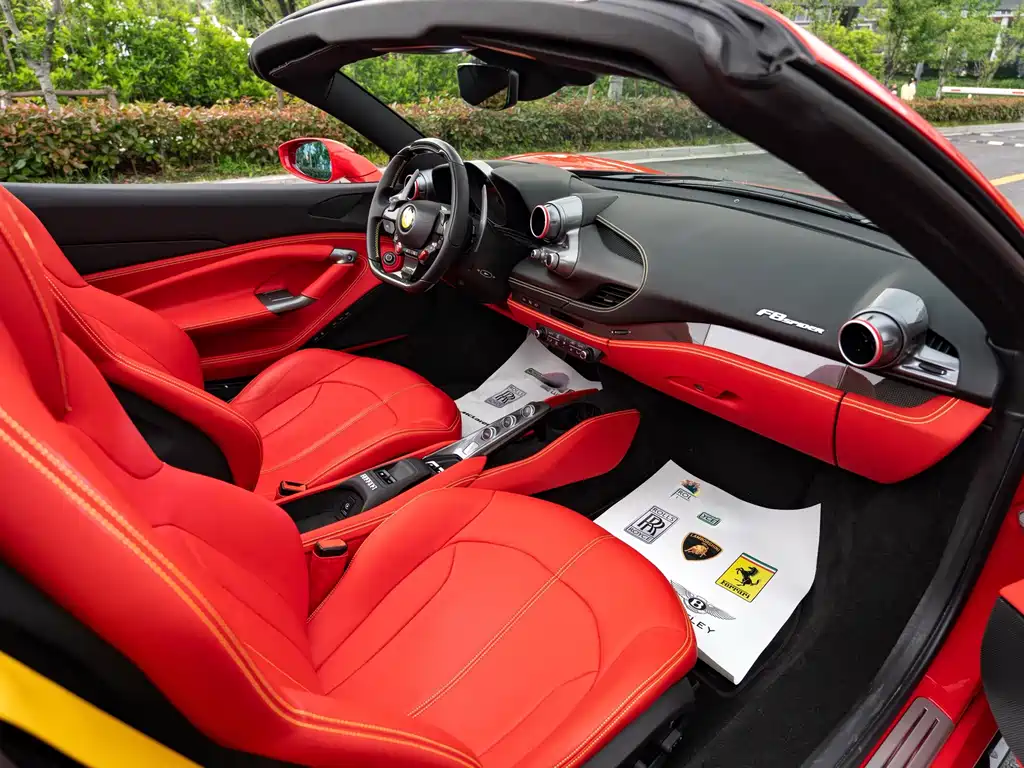Ferrari F8 — миниатюра 7