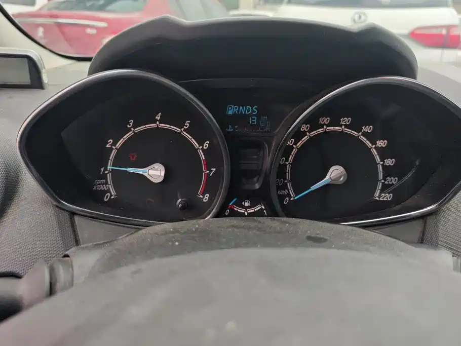 Ford Fiesta — миниатюра 14