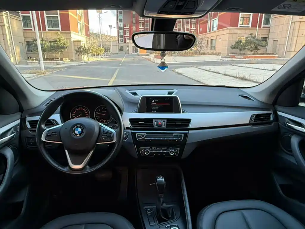 BMW X1 — миниатюра 8