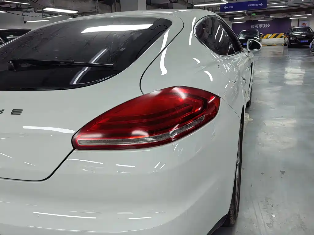 Porsche Panamera — миниатюра 15