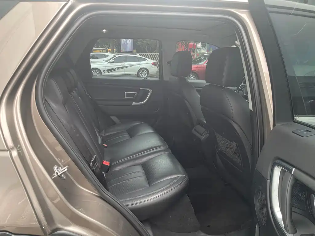 Land Rover Discovery Sport — миниатюра 15