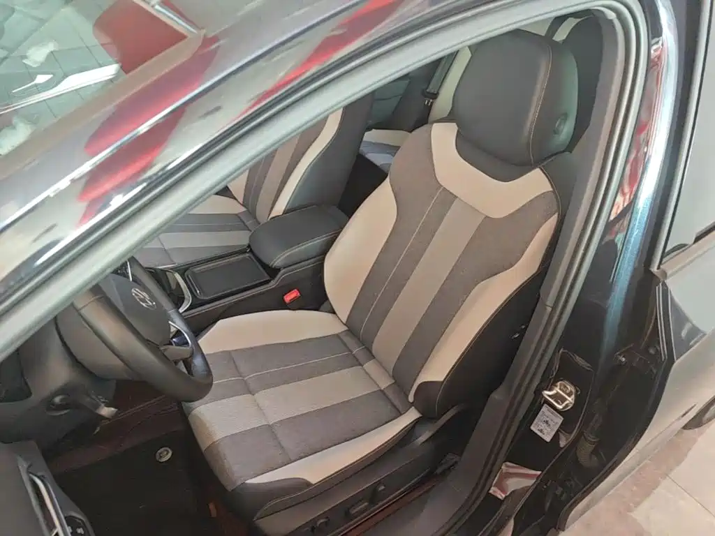 Volkswagen ID.4 Crozz — миниатюра 15